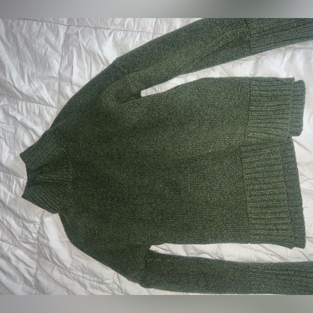 Abercrombie tuckable turtleneck sweater green size medium